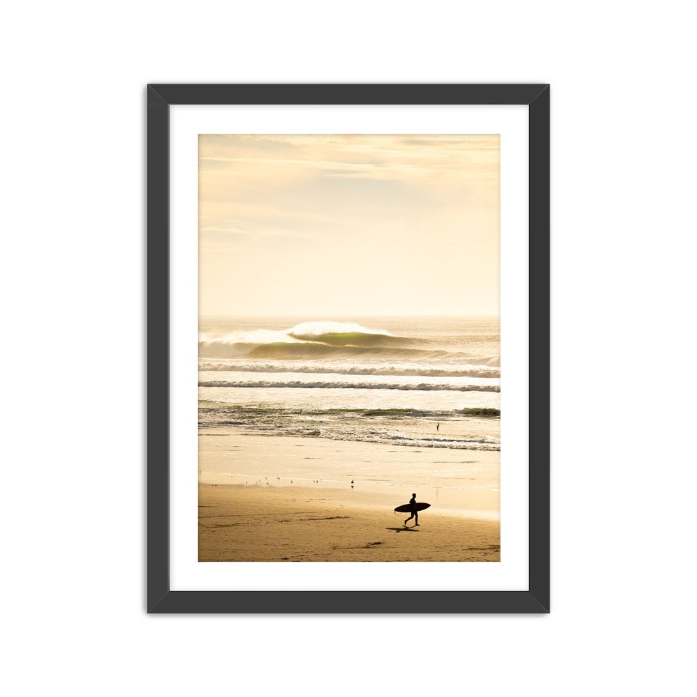 Surfers Paradise Print Hunter Brians Black Small 